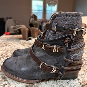 Free bird Crue all leather Navy bootie. Size 6. Worn once. Hand crafted